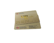 인쇄 Pvc 카드 이름에 의하여 돋을새김되는 수 금 신용 카드를 주문을 받아서 만드십시오