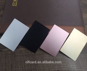 다채로운 양극 처리한 알루미늄 명함은 완성되는 식각한 새기기 솔질했습니다